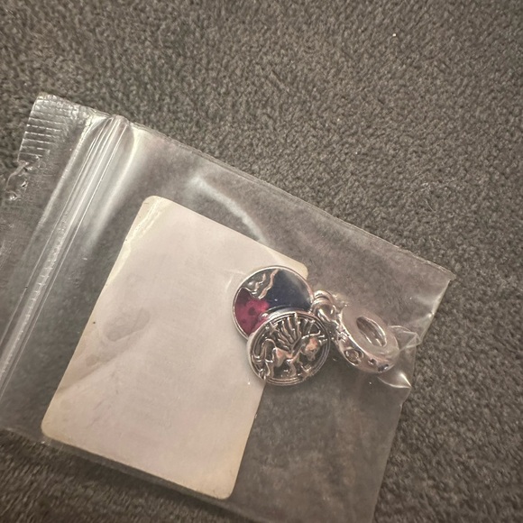 Unicorn charm. NWT - Picture 4 of 6